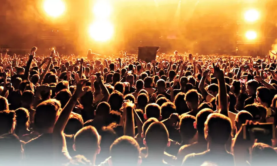 Live entertainment, insurance and big price corrections