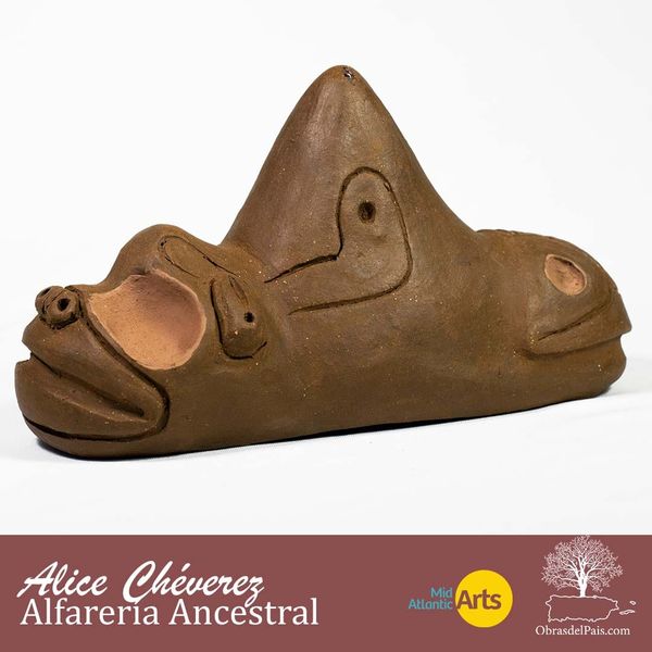 Pieza zoomorfa de barro de Alice Chéverez