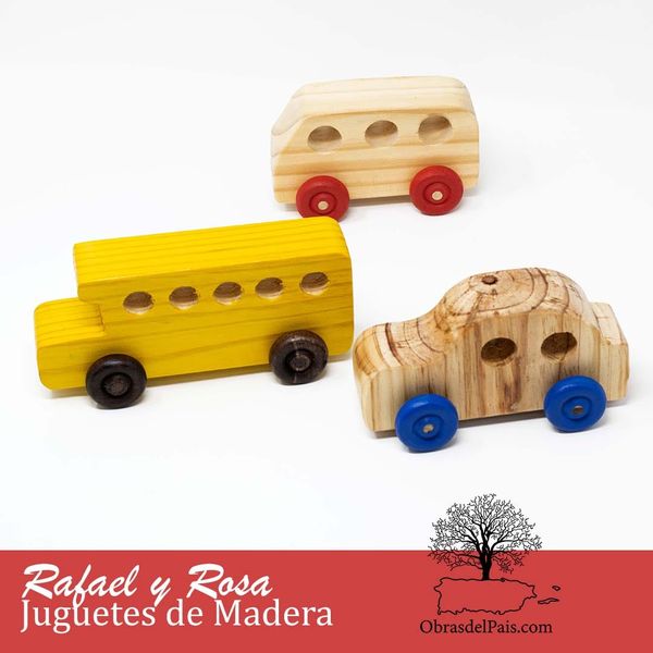 Autobús, automóvil y vehículo de madera con ruedas de colores