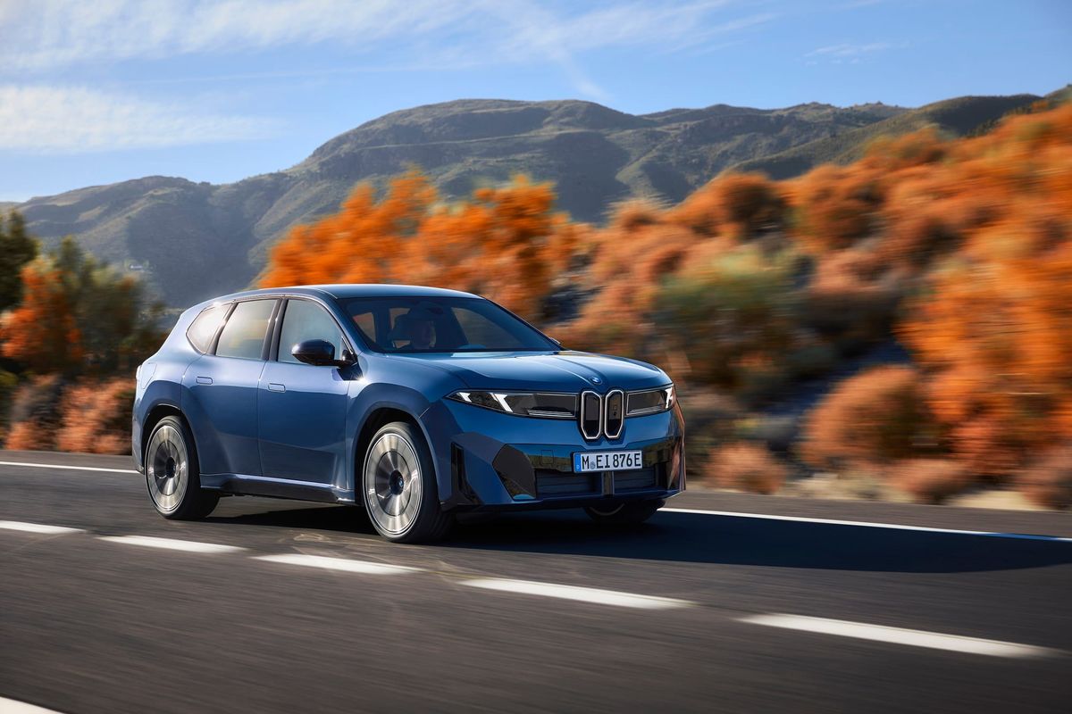 The start of a new era. The new BMW iX3