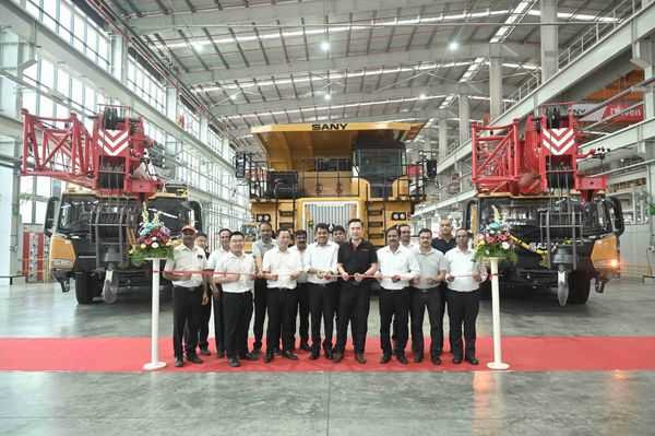 SANY's  Hybrid  Truck