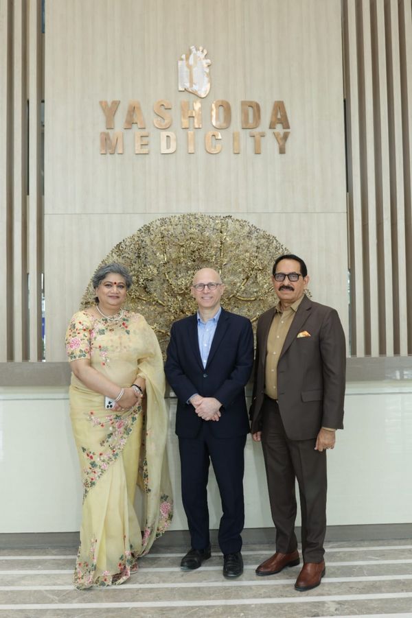 Mr. Jonathan Heimer visits Yashoda Medicity