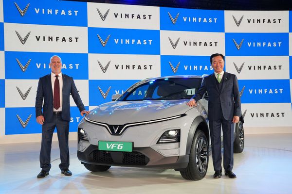 VINFAST makes its landmark debut