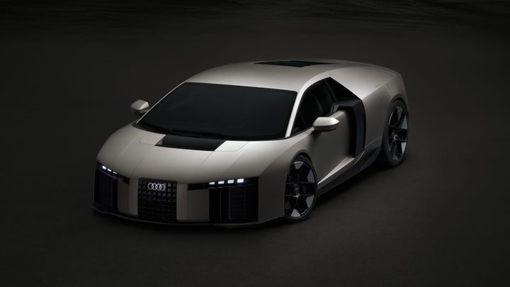 Audi presents its first supercar with a high-performance hybrid powertrain