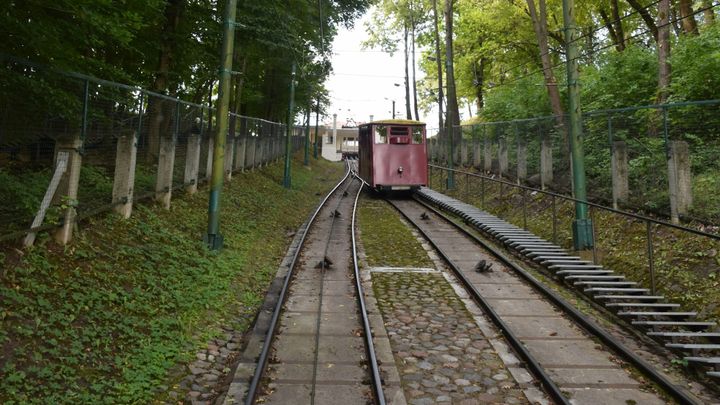 Texmaco brings in US-based TrinityRail to scale railcar leasing in India