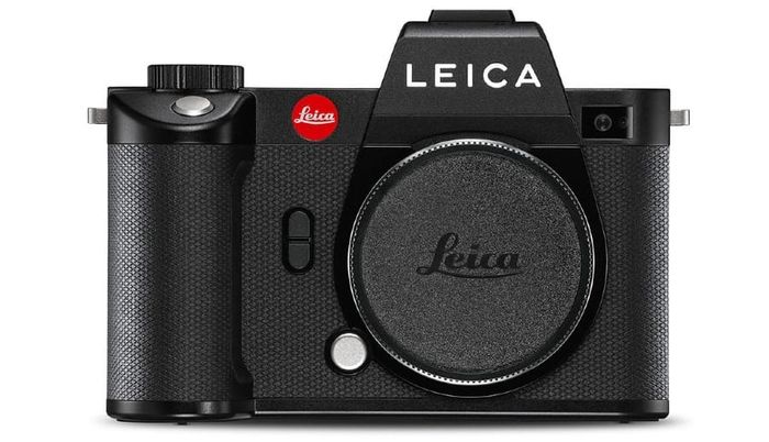 Why the Leica SL2 Stands Out Among Mirrorless Cameras