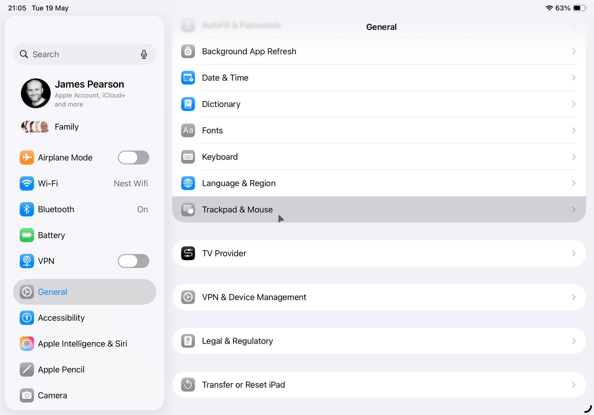 The Trackpad & Mouse category shown in the Settings app.