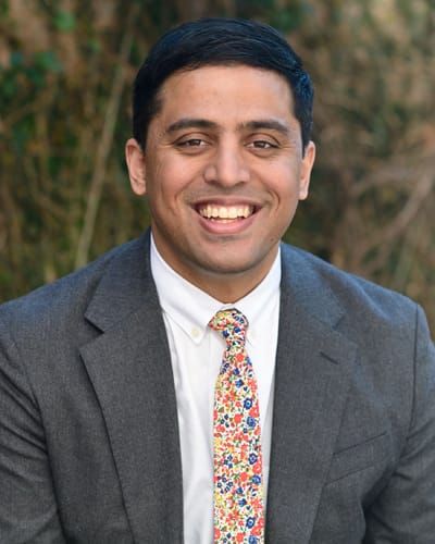 Zo touts rent drops in reelection announcement