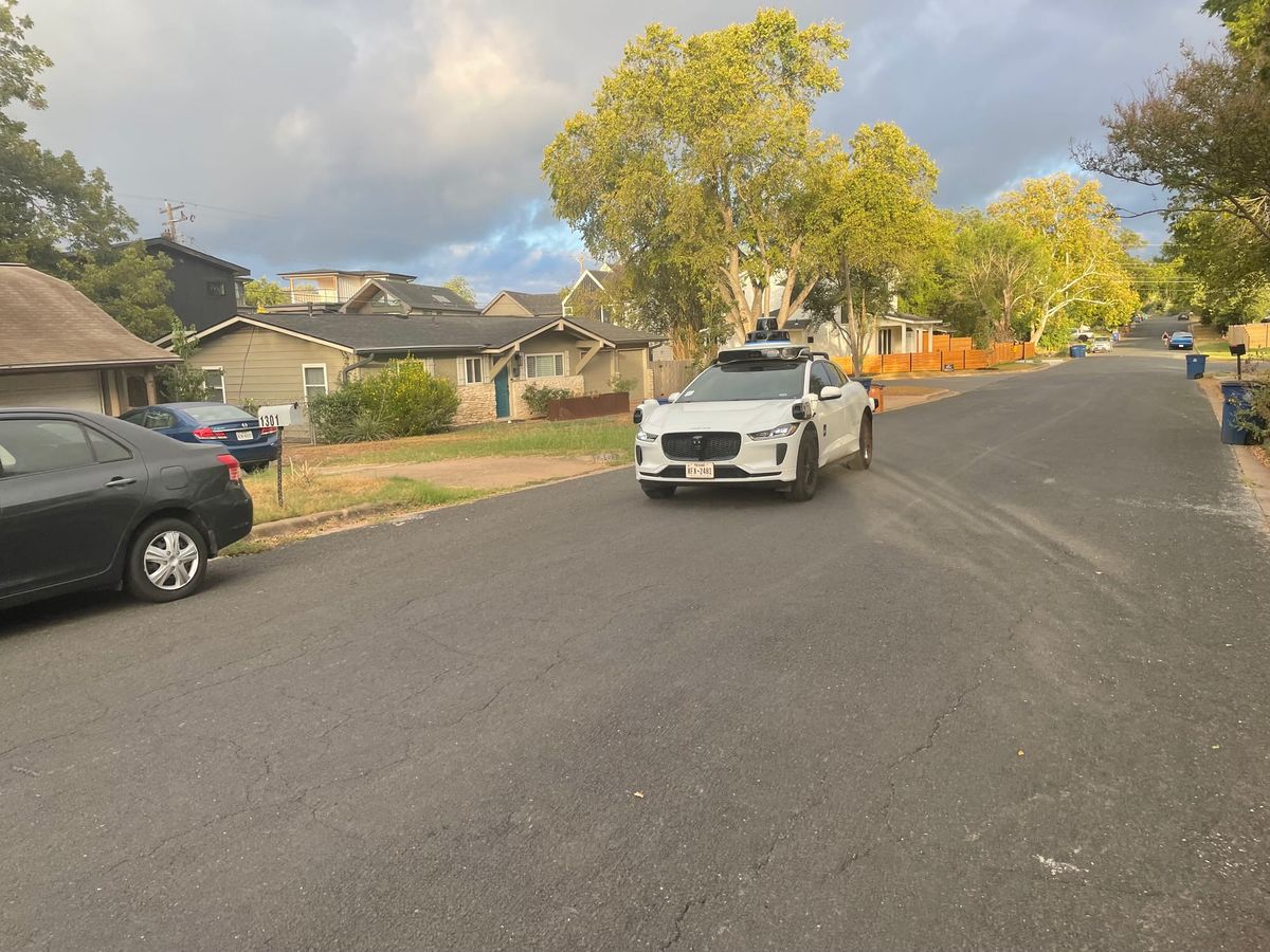 APD vs AVs