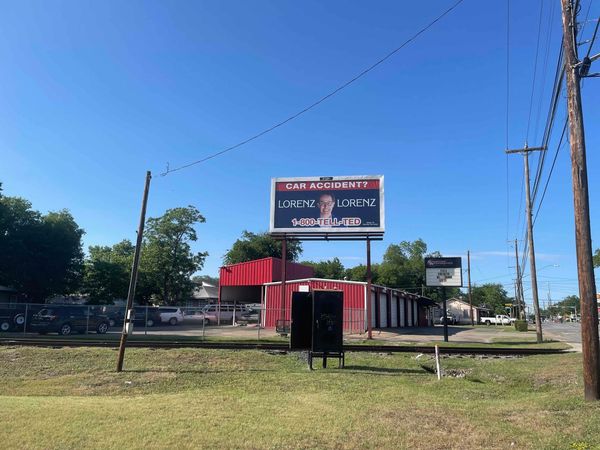 How do you define a billboard?