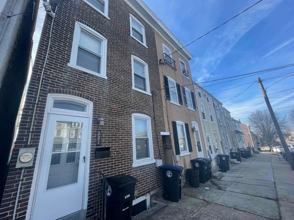 Who caused the rent drops? Tech workers?