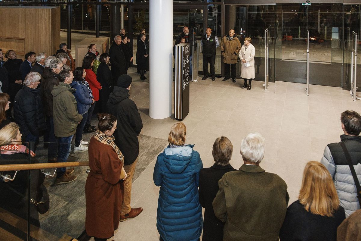 Photo of crowd at the early morning opening of the new Wairau library and art gallery