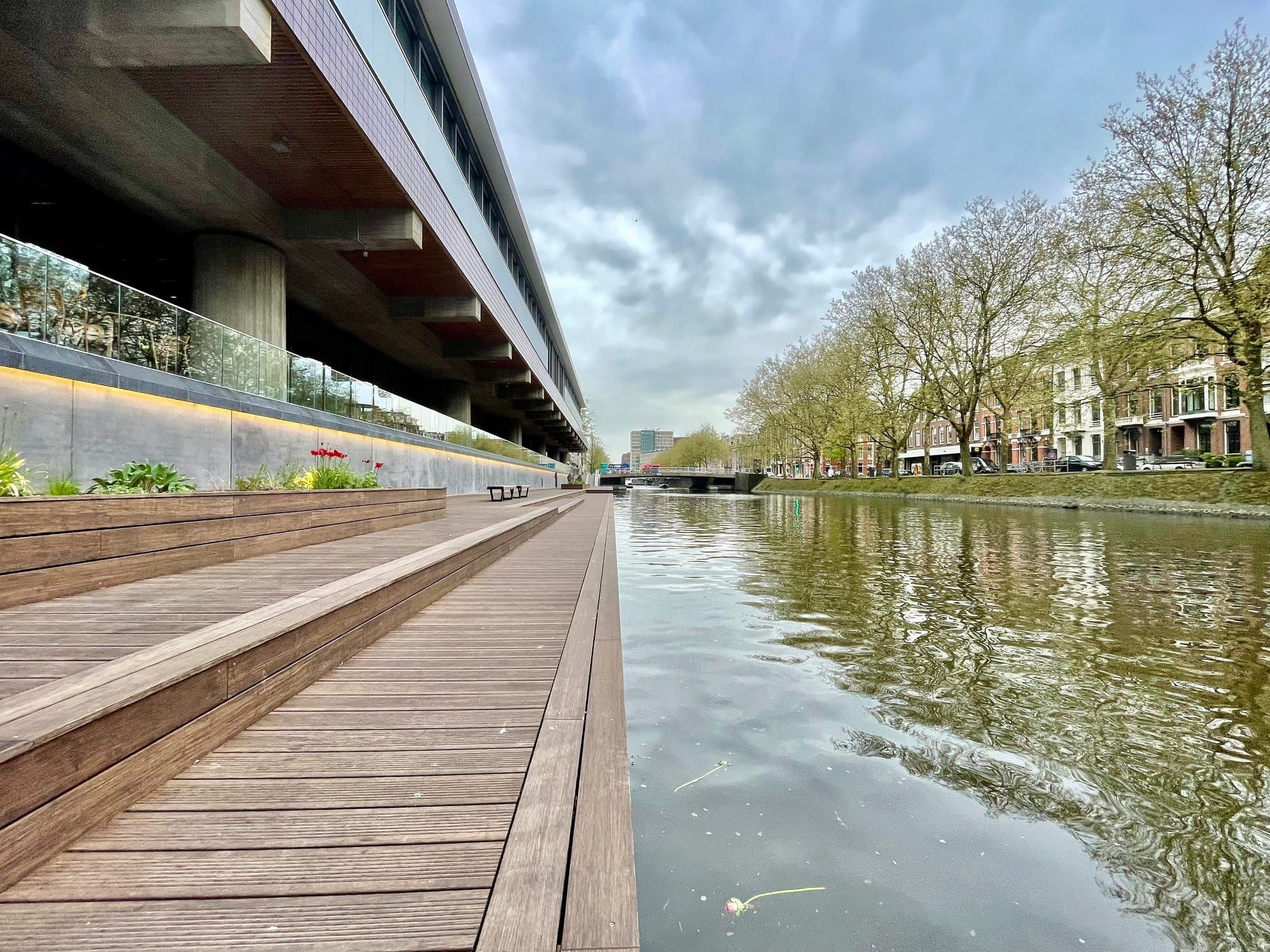 WhatsApp automatisering: directer contact via Make.com en DialoX