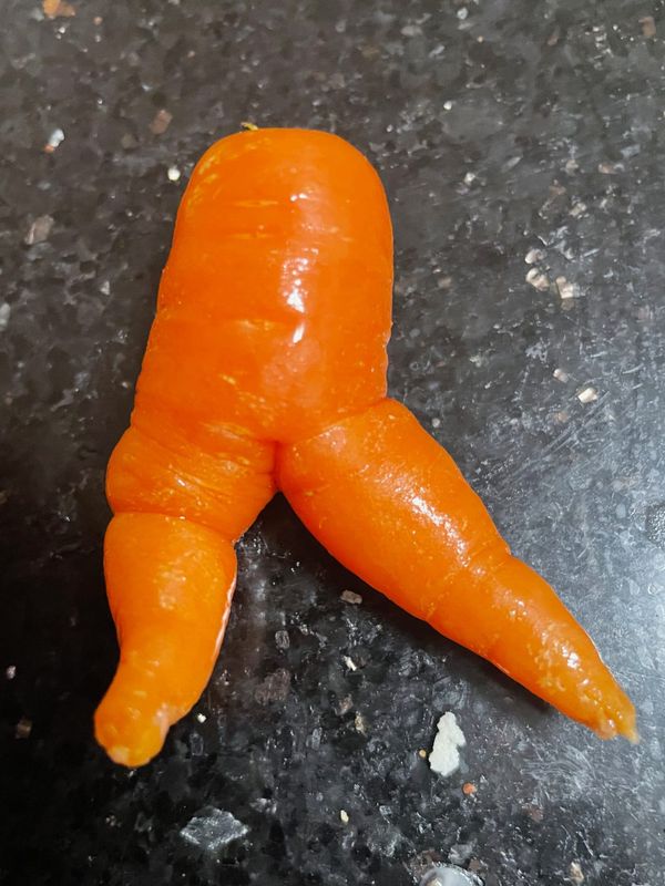 The wonky carrot