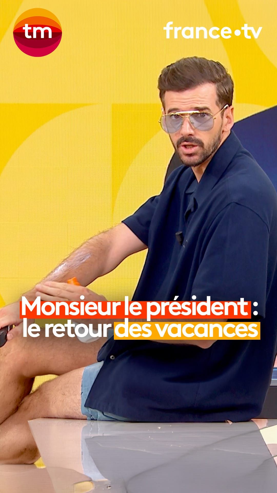 😂 Emmanuel Macron tient à faire une mise au point en direct concernant la publication de photos de vacances.