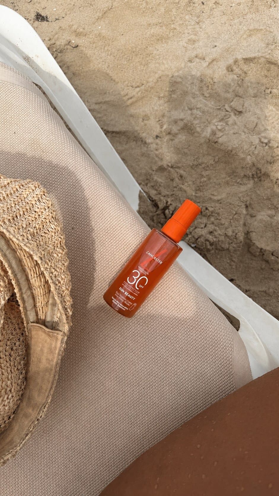 📸 @Diana Kmakeup : « La meilleure destination quand on n’a pas d’argent 😭 Je vous remets le classique »