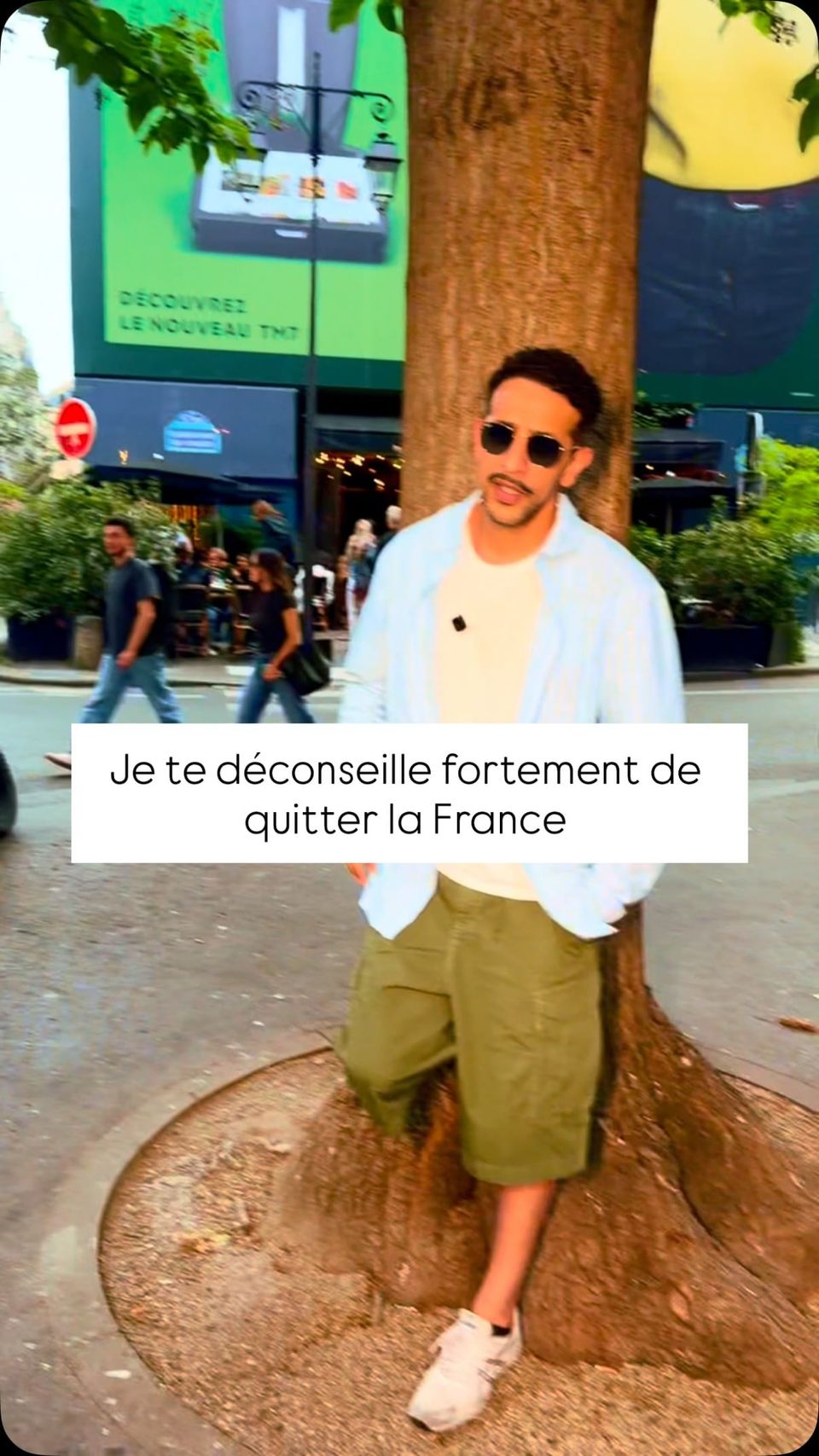 📸 @Sofiane Khelladi : « “Et la sécurité sociale?” 😅
Phrase entendue 74 fois dès que quelqu’un veut changer de vie. Je crois qu’on a créé le premier pays
où les gens défendent plus la mutuelle
que leurs rêves. Avec 🎥 »