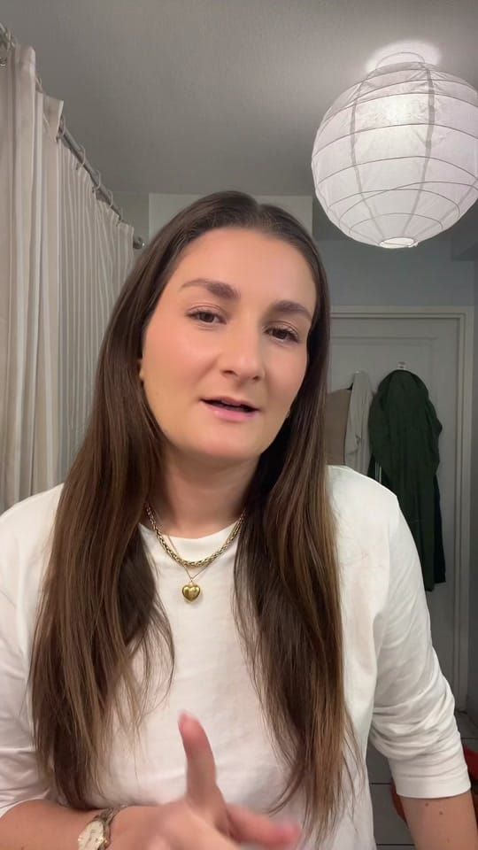 🎬 @maialene222 — Pronunciation : « Je sais pas pour qui je me prends à faire cette liste sur la prononciation des mots alors que j’articule pas 😅 mais j’ai hâte savoir les tics de langage qui vous dérangent ! »