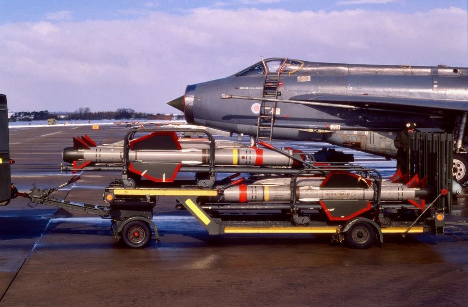 PART I - KNIFE FIGHT IN A PHONE BOX