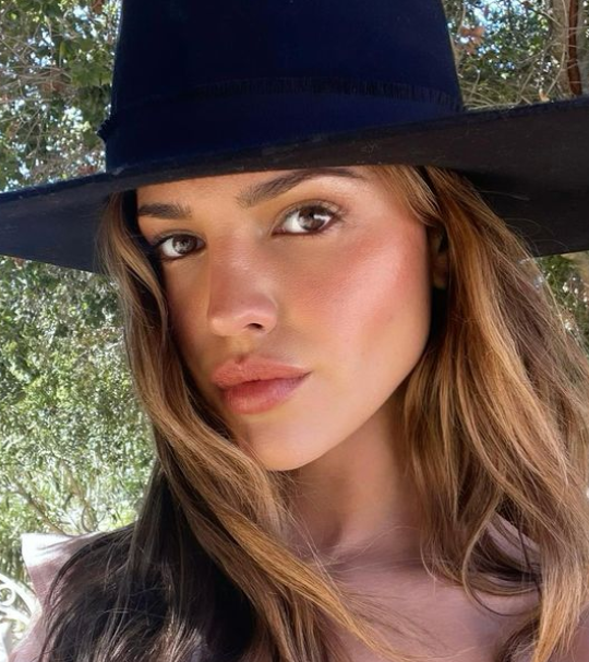 Eiza González está saliendo con el jugador de lacrosse Paul Rabil