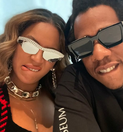 Beyoncé y Jay-Z protagonizan la nueva campaña de Tiffany & Co. con un cuadro inédito de Basquiat