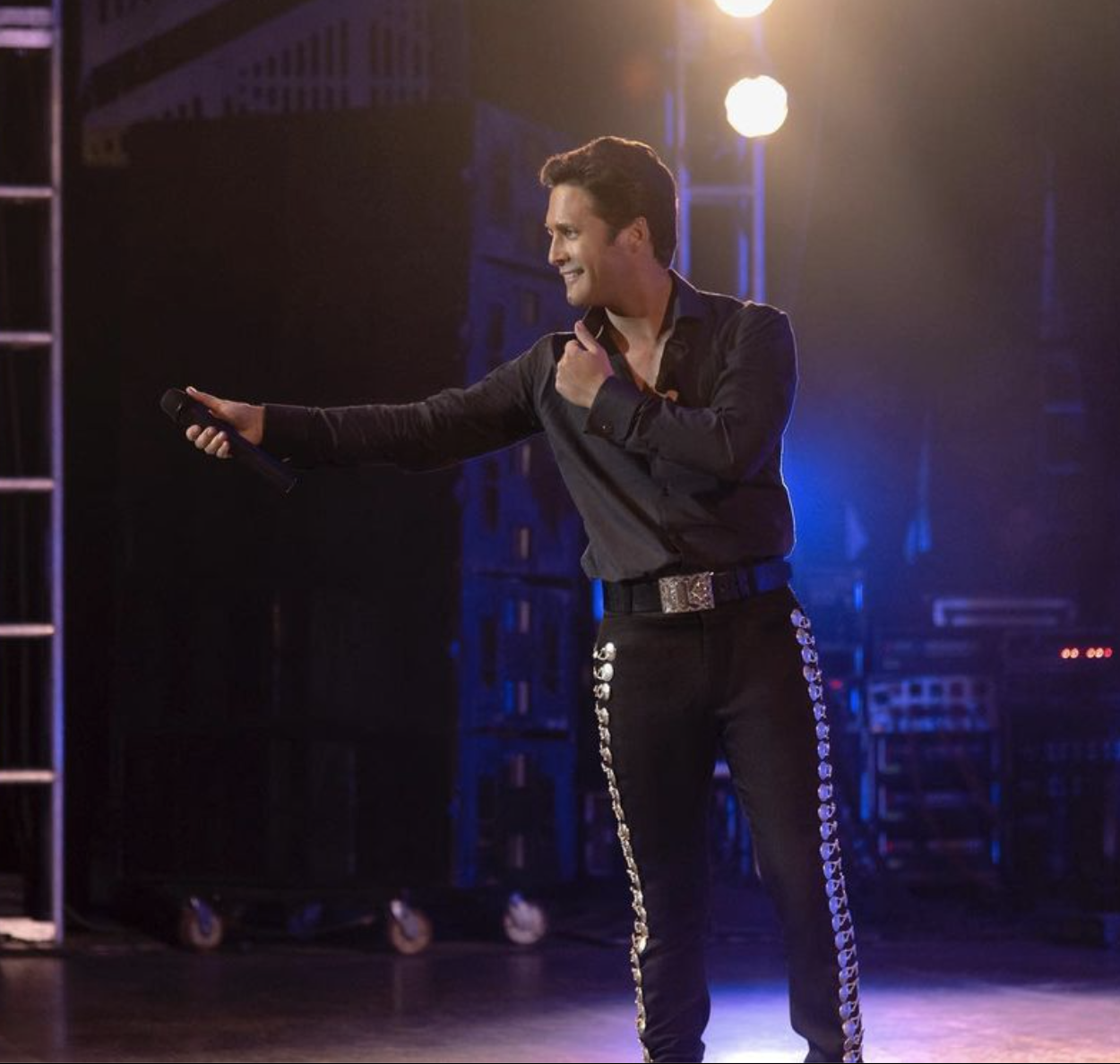 Revelan el cast de la tercera y última temporada de "Luis Miguel, la serie"