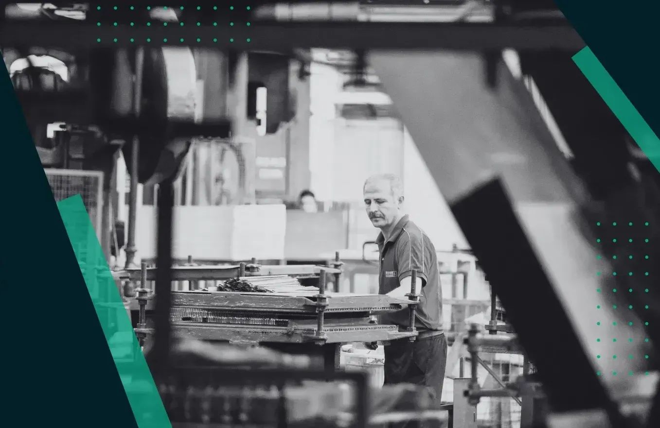 The Best Machine Downtime Monitoring Software: Features & What to Look For