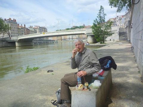 Arrival in Lyon-morepics