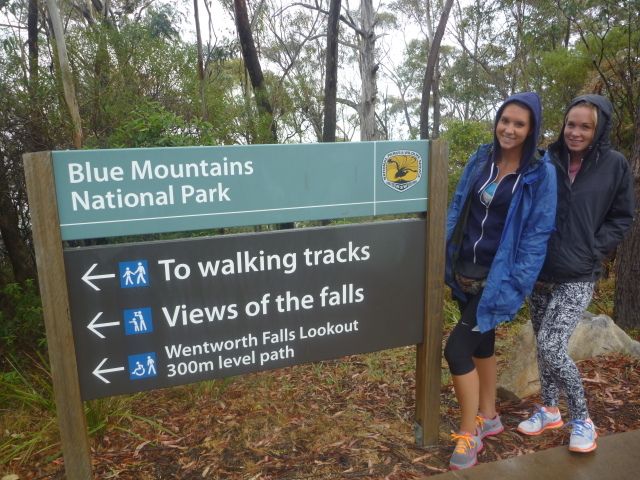 Empress Canyon and waterfalls-Blue Mountains