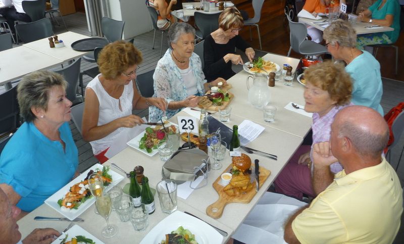 French class Christmas lunch