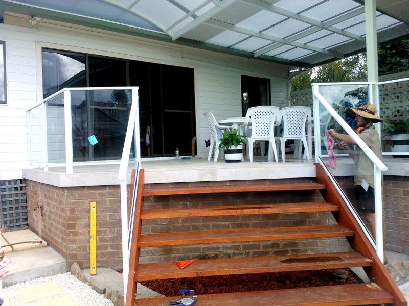 Balustrading at last!