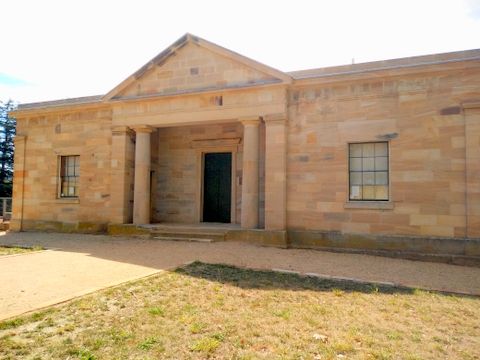 Hartley Court House