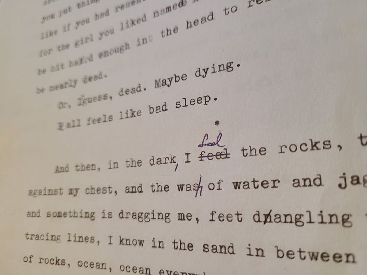 Chapter 1: Icky falls.