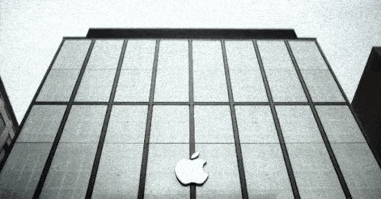 Apple's Resilience in an Unpredictable Market