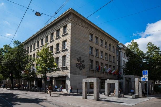 UBS Reports Strong Q1 Profit as Integration of Credit Suisse Nears Completion