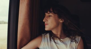 Juliette Armanet in Partir un Jour 