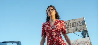 Margaret Qualley in the film Honey Don't!