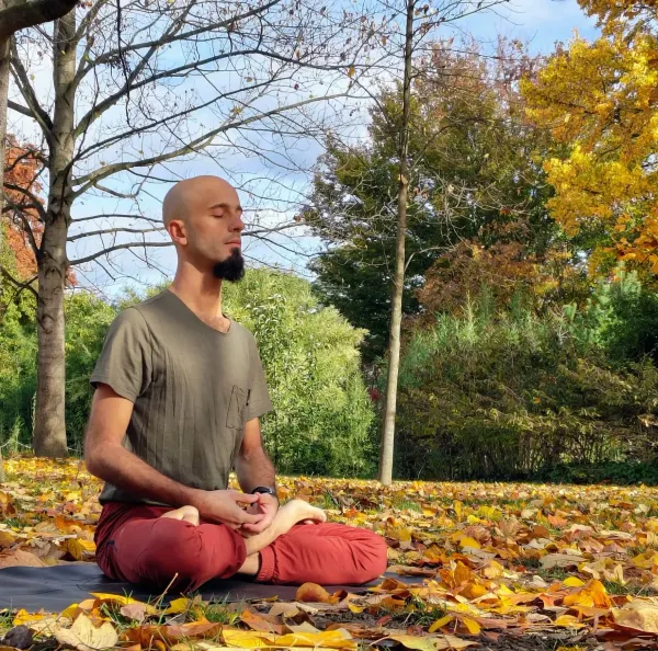 Apprendre à bien faire la position du Lotus : Padmasana