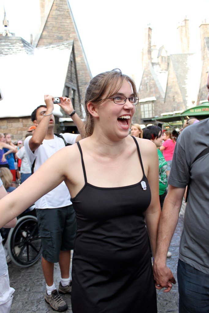  Flourish gasps as she sees Hogwarts for the first time. 