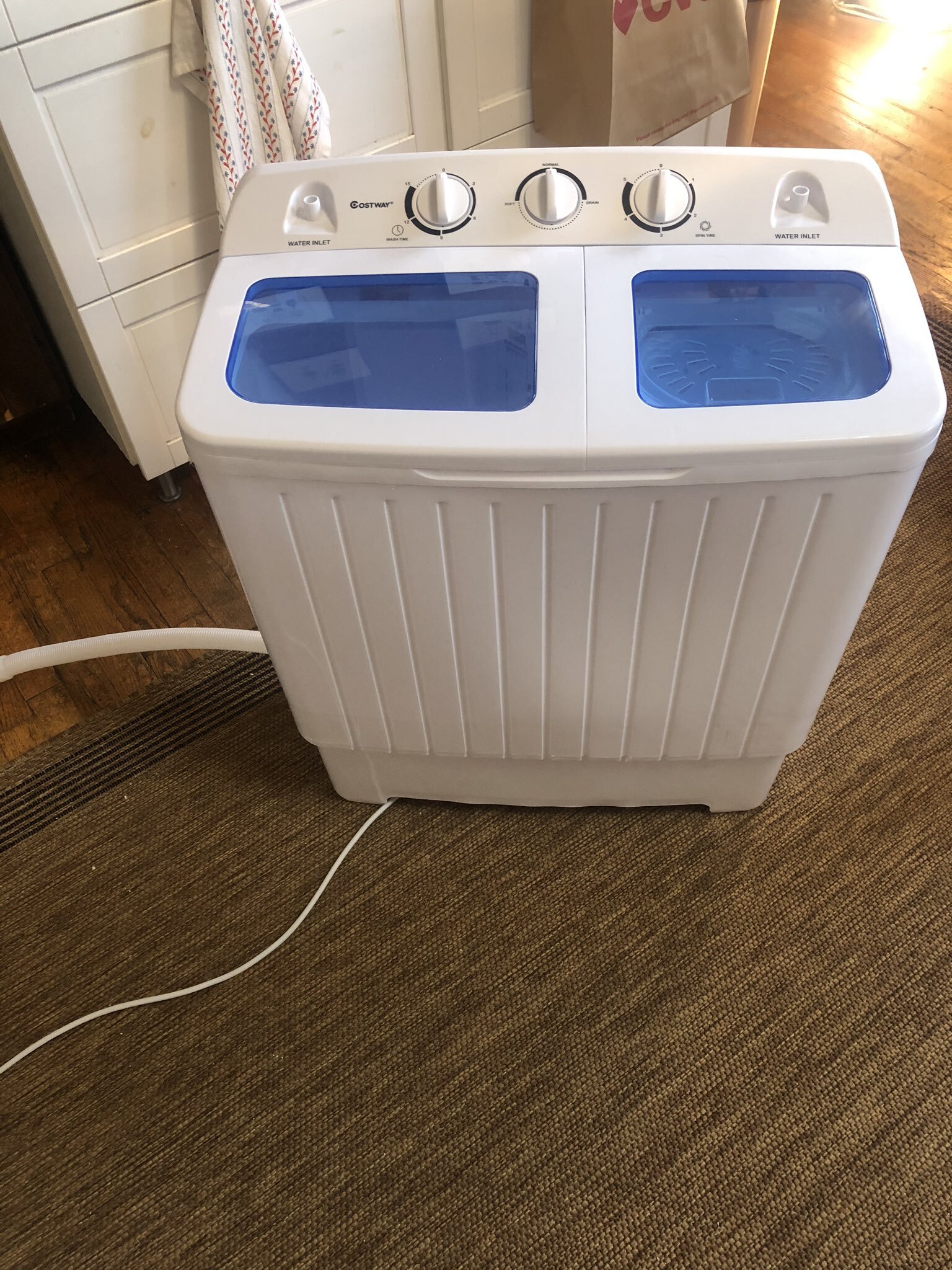  Elizabeth’s new tiny washer! 