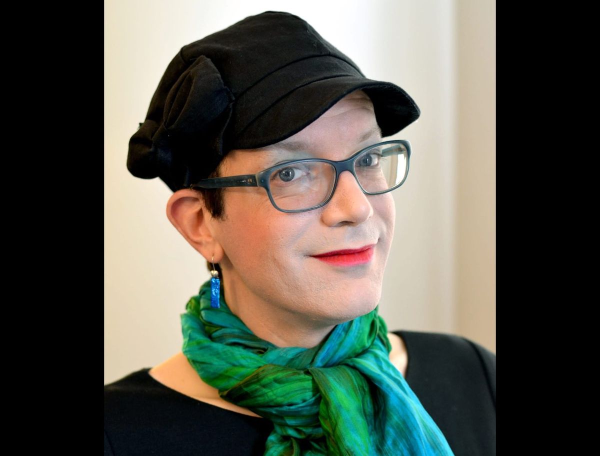 A headshot of Stephanie Burt. 