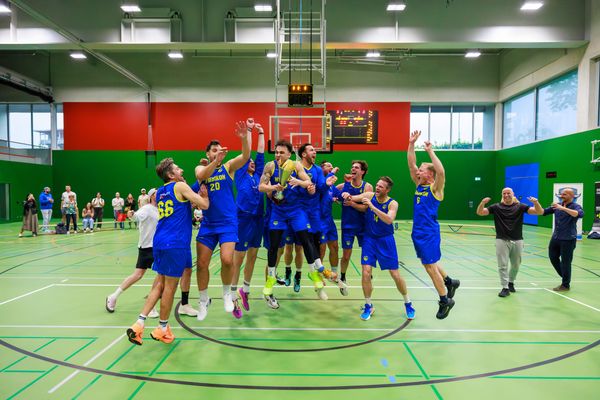 „Volle Halle, grosse Hoffnung – Zug scheitert im Final wiederholt an Wiedikon“ im ProBasket Final4