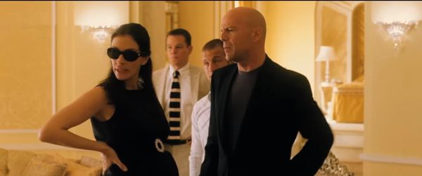 In 'Ocean’s Twelve' Tess Looks Like Julia Roberts, So Do They Know They All Look Like Famous People?