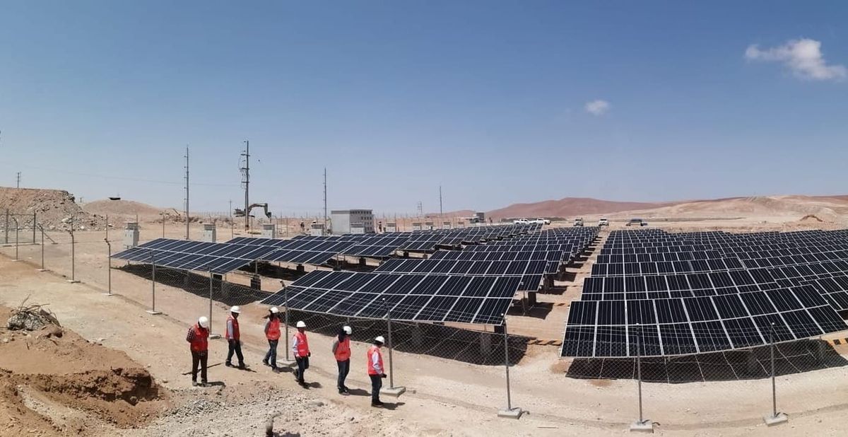 13 empresas de energía limpia sancionadas en Perú en 5 años