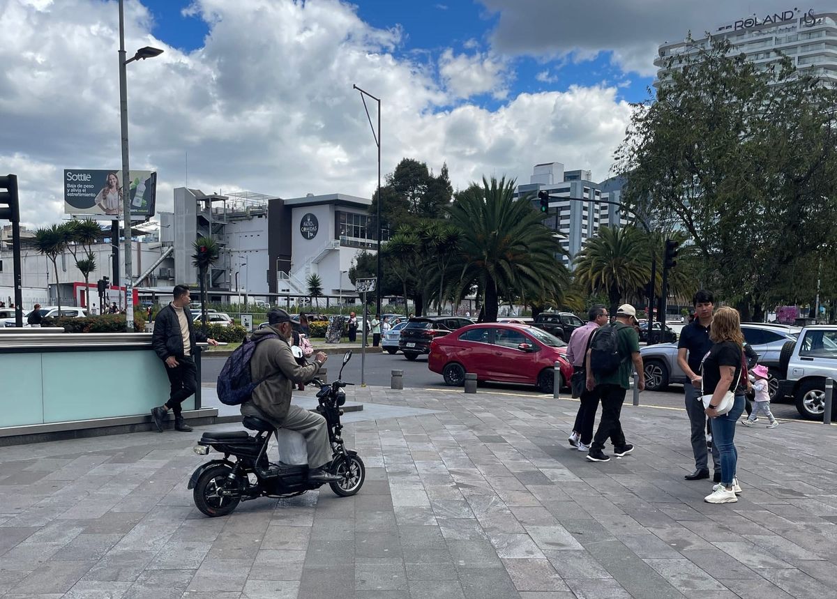 Quito se alista a regular los vehículos eléctricos ligeros