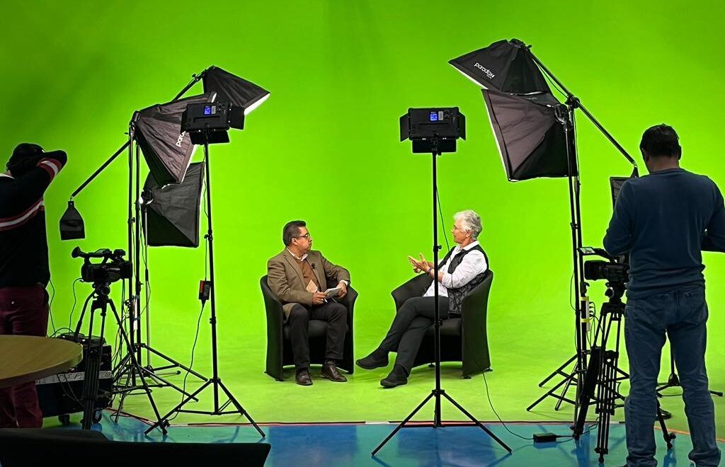 Entrevista a Yolanda Kakabadse sobre institucionalidad ambiental