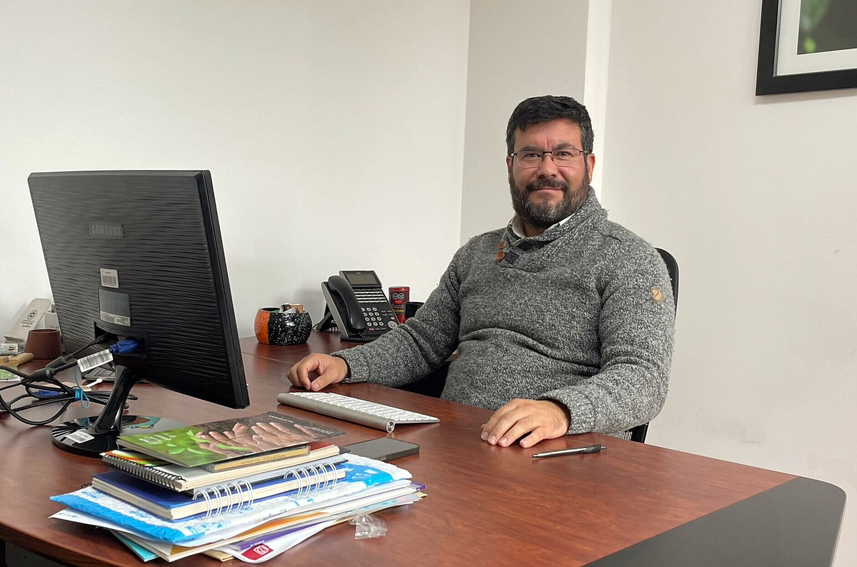 Dr. Hugo Navarrete, Director de Investigación PUCE