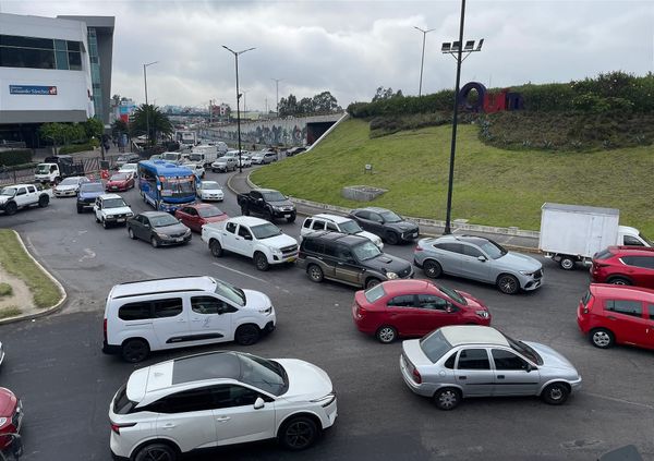 El petróleo vuelve a encarecer el precio de las gasolinas en Ecuador