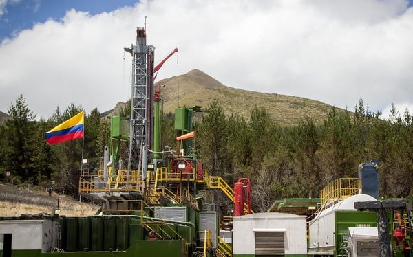 Ecuador fija límites territoriales para proyectos de energía renovable