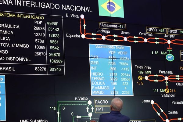 Redes viejas frenan la transición renovable en América Latina